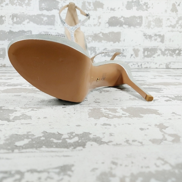 NEW Pelle Moda Onora Women's T-Strap Evening Heeled Sandals X310 - Picture 14 of 15